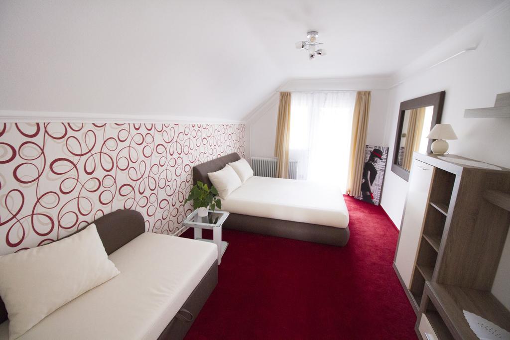 Margo Apartman Fonyód Habitación foto